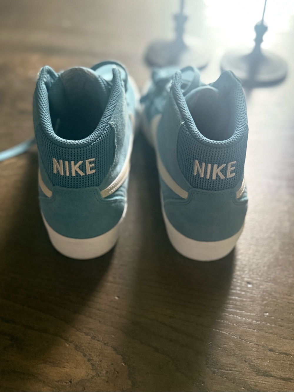 Nike SB Zoom Blazer Mid Size 9 (Never Worn) - Picture 3 of 5
